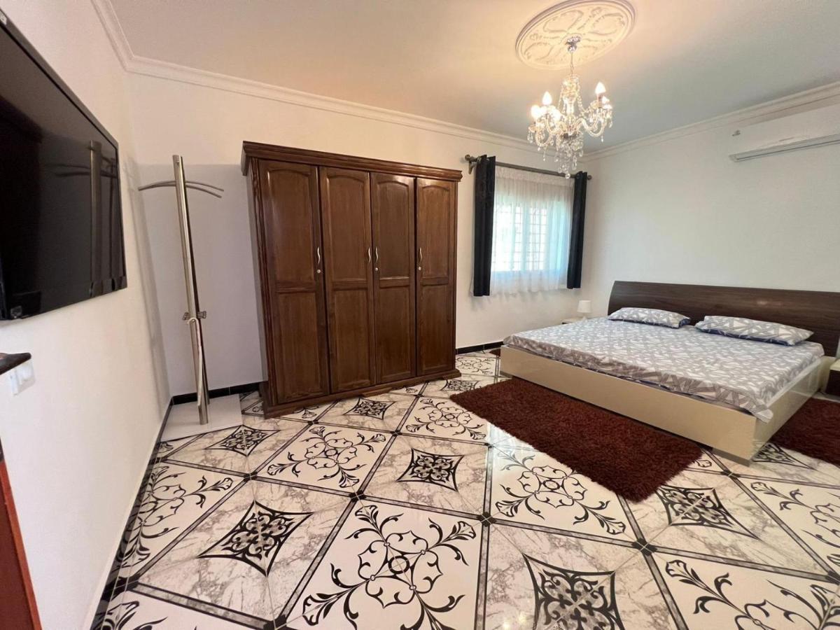 Apartment Ayoub -For Families Only- Nador Esterno foto
