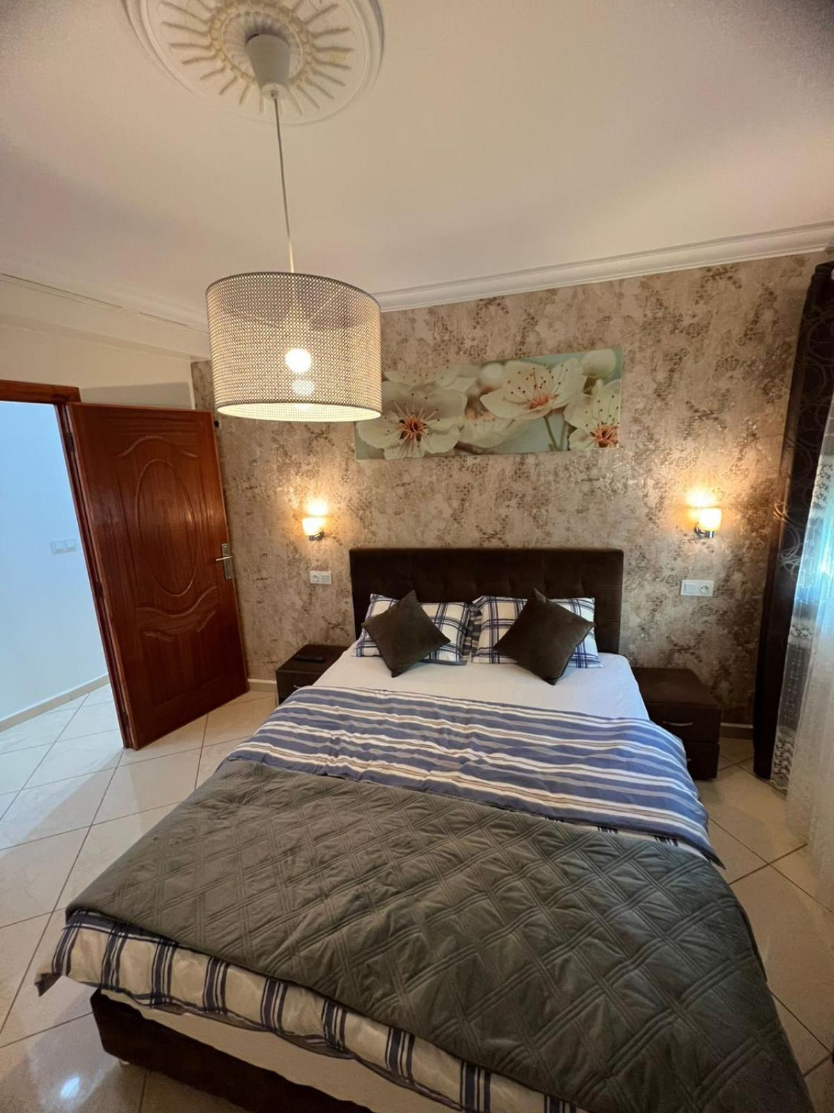 Apartment Ayoub -For Families Only- Nador Esterno foto