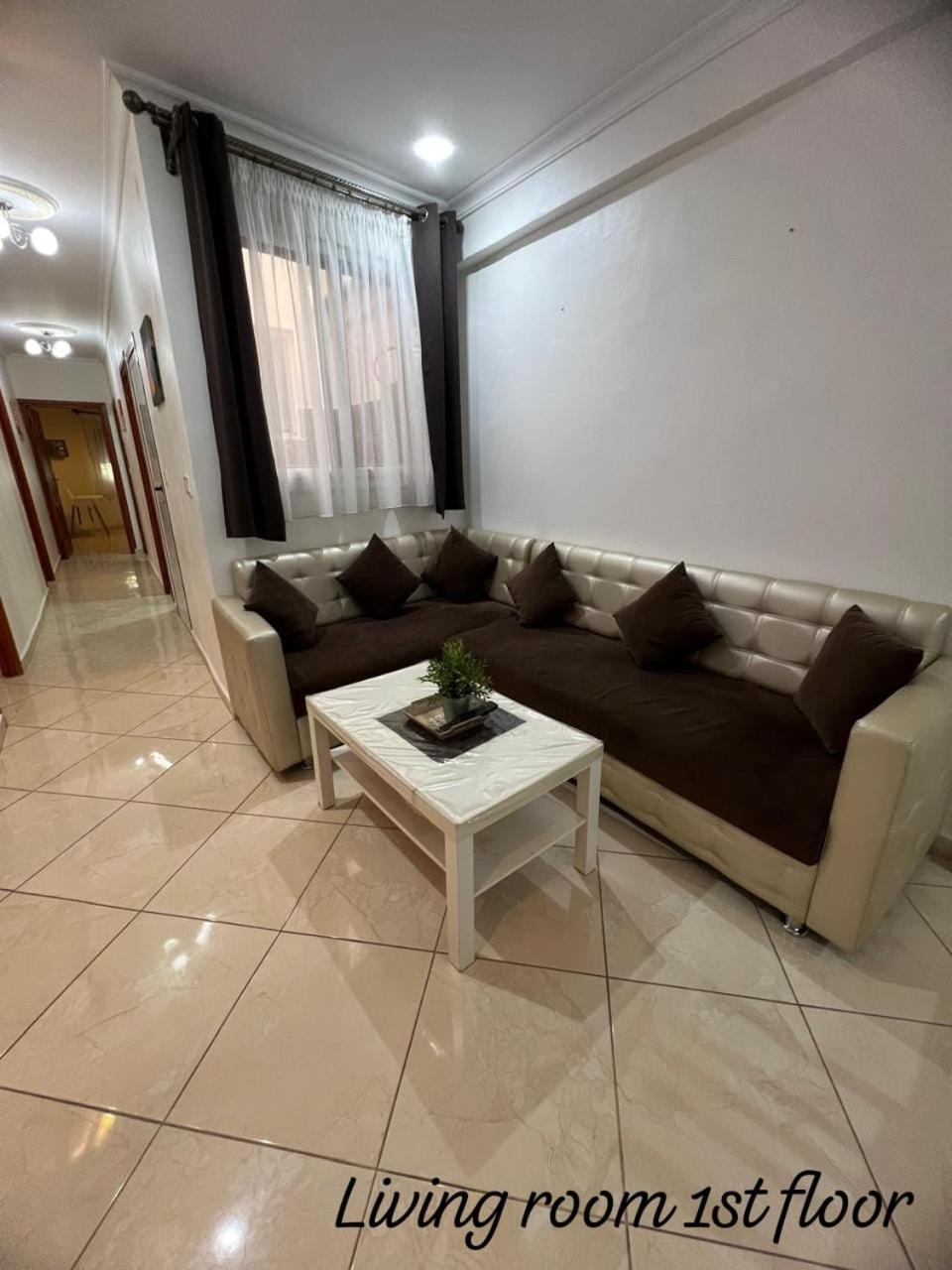 Apartment Ayoub -For Families Only- Nador Esterno foto