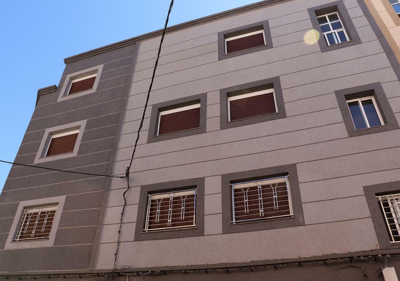 Apartment Ayoub -For Families Only- Nador Esterno foto